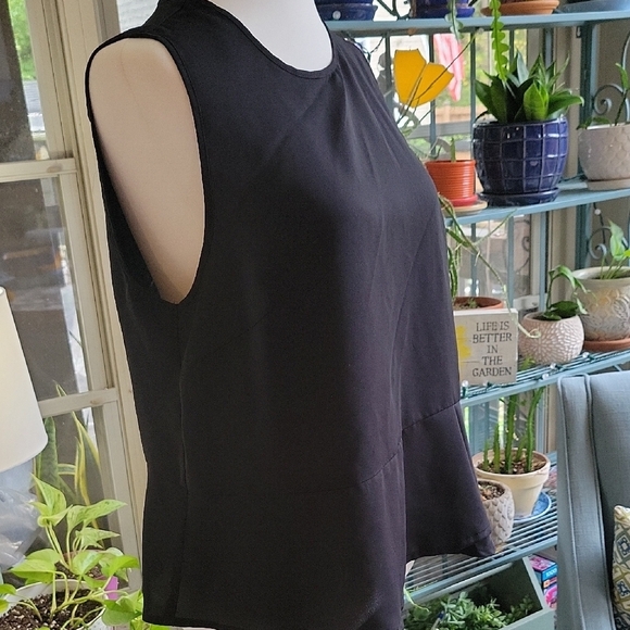 BCBG MaxAzria Womens Size M Asymmetrical Babydoll Top Whimsigoth, - Picture 5 of 8